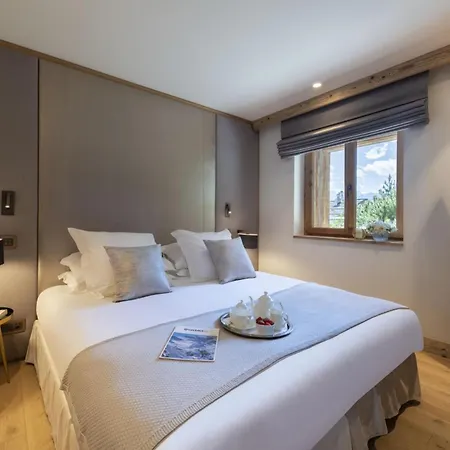 Luxury Aurelien Chalet In *